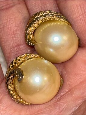 Vintage Pearl Clip Earrings
